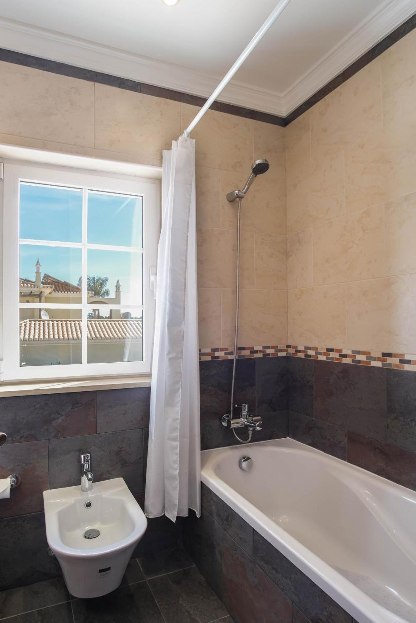 Canto Do Sol # 4 Bedroom Villa Lagos Exterior photo